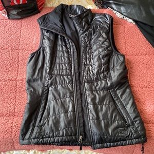 REI Vest - NWOT. Amazing condition!